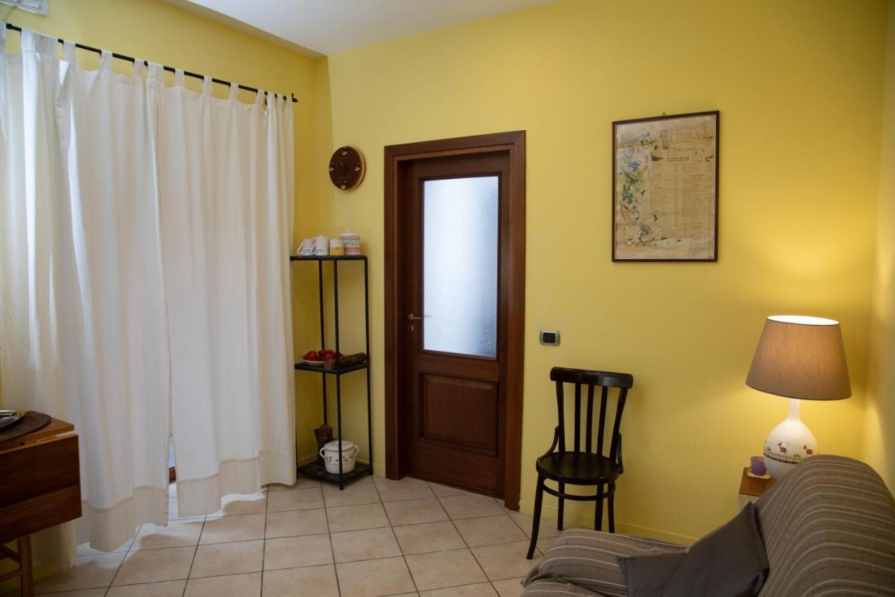 Casa Vacanze Funiculi' Al Corso Napoli Eksteriør billede